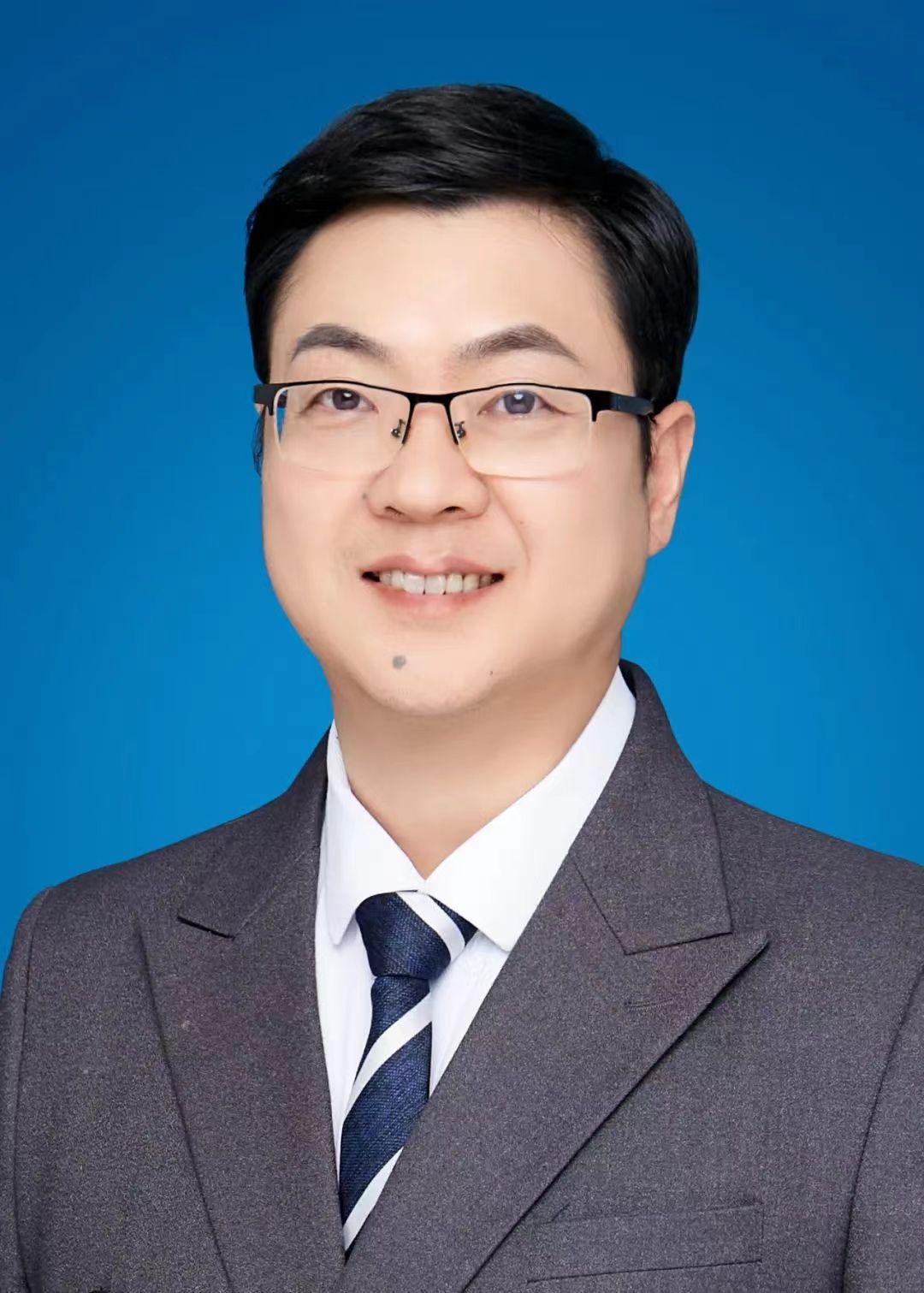 李卫民.jpg